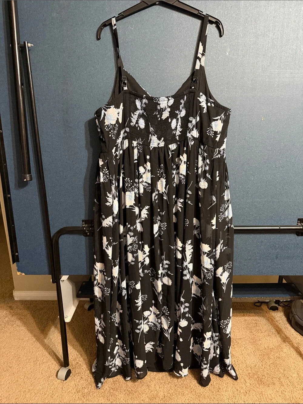 Torrid black floral sundress size 3 - Picture 4 of 4
